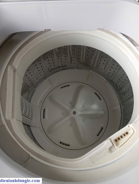 MÁY GIẶT CŨ SANYO 7 KG