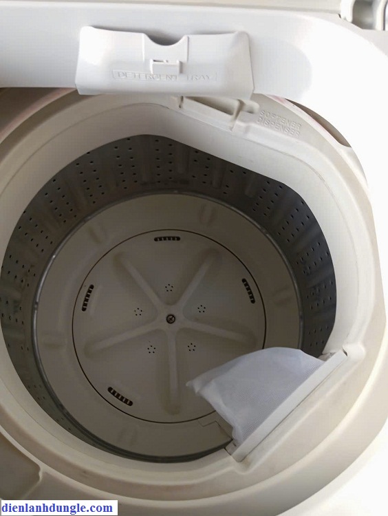 MÁY GIẶT CŨ - SANYO - 7 KG