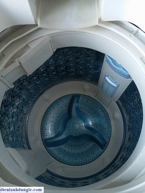 MÁY GIẶT CŨ TOSHIBA 8,2KG