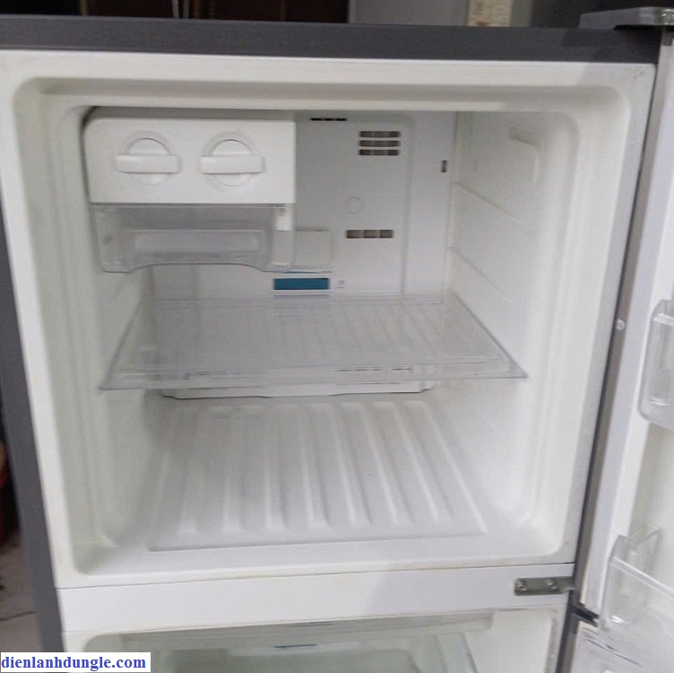 TỦ LẠNH CŨ ELECTROLUX 212L