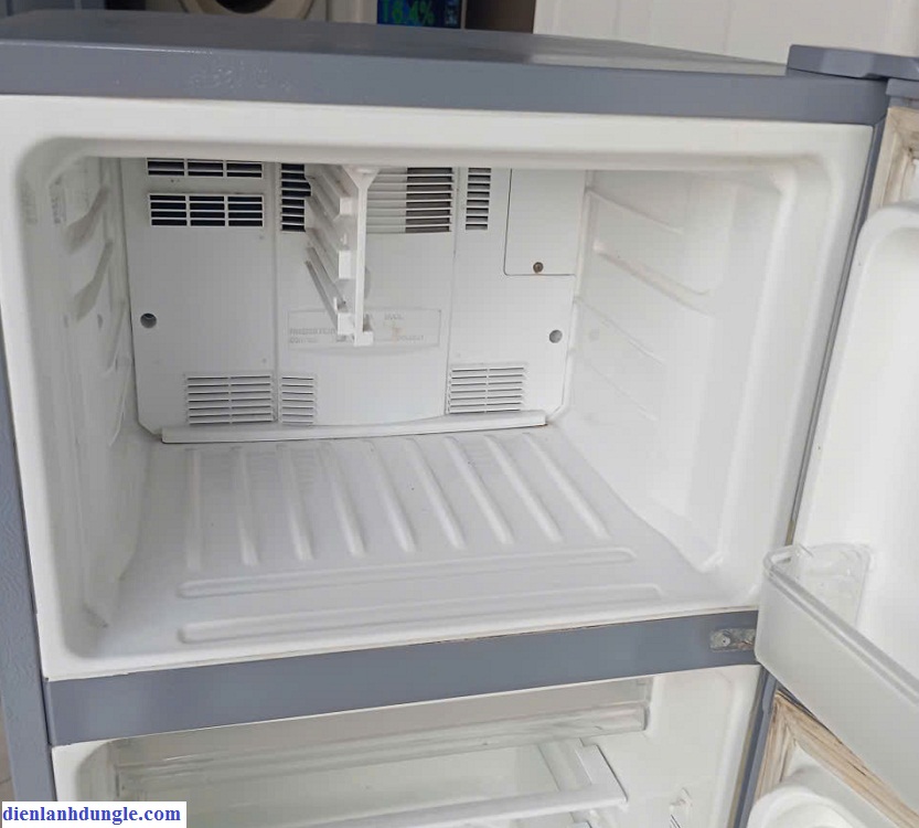 TỦ LẠNH CŨ 165L - SHARP