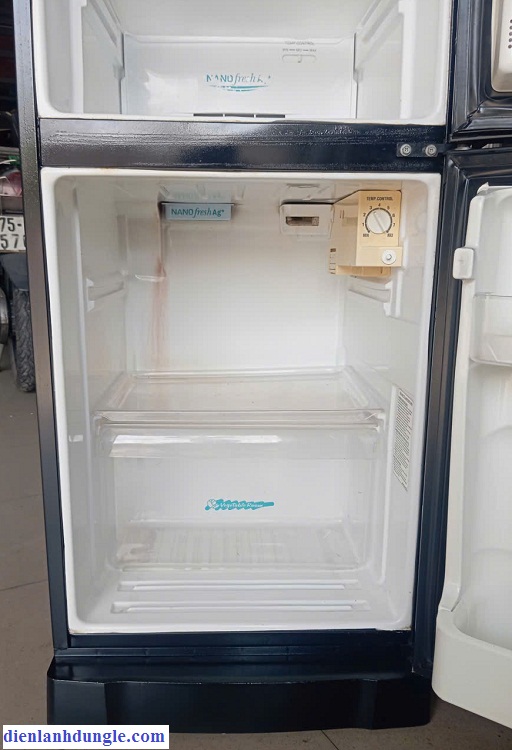 TỦ LẠNH CŨ 110L - SANYO